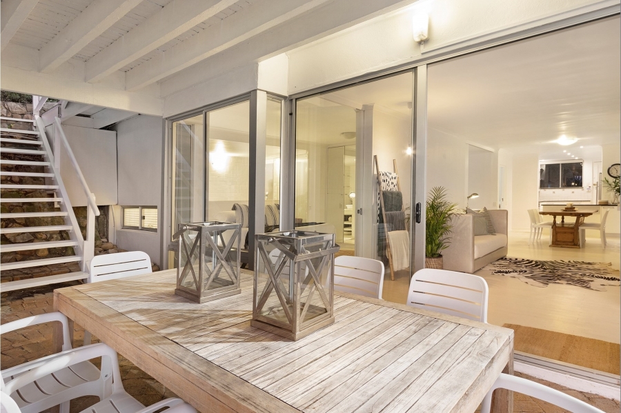 4 Bedroom Property for Sale in Camps Bay Western Cape